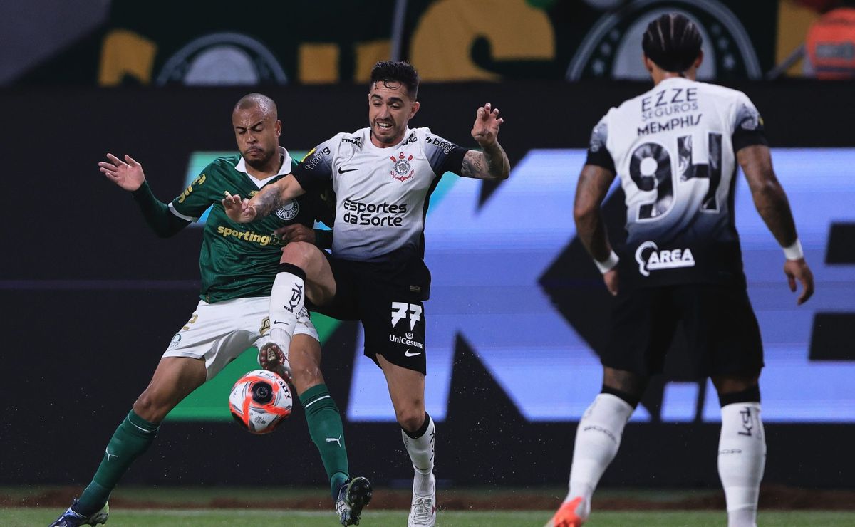 Palmeiras perde pênalti com um a mais e empata com Corinthians no Paulistão 2025