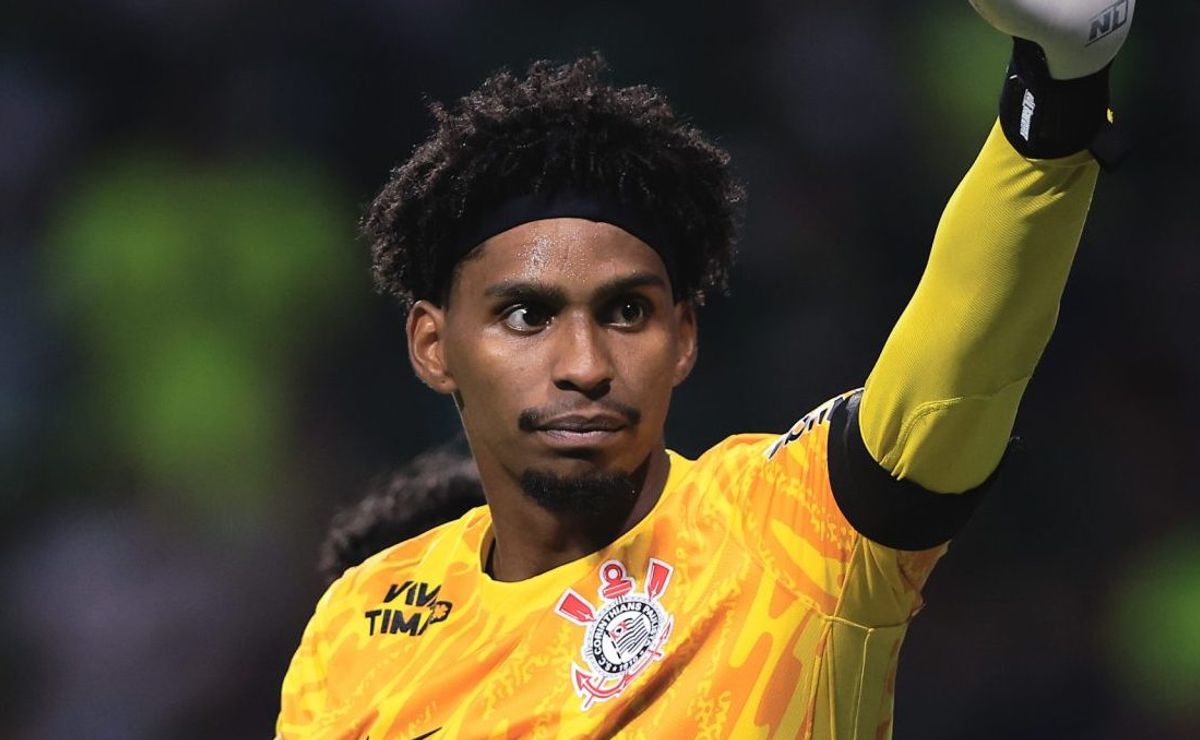 Goleiro Hugo Souza responde reclamação de Abel Ferreira: “Isso é o que precisa ser lembrado”