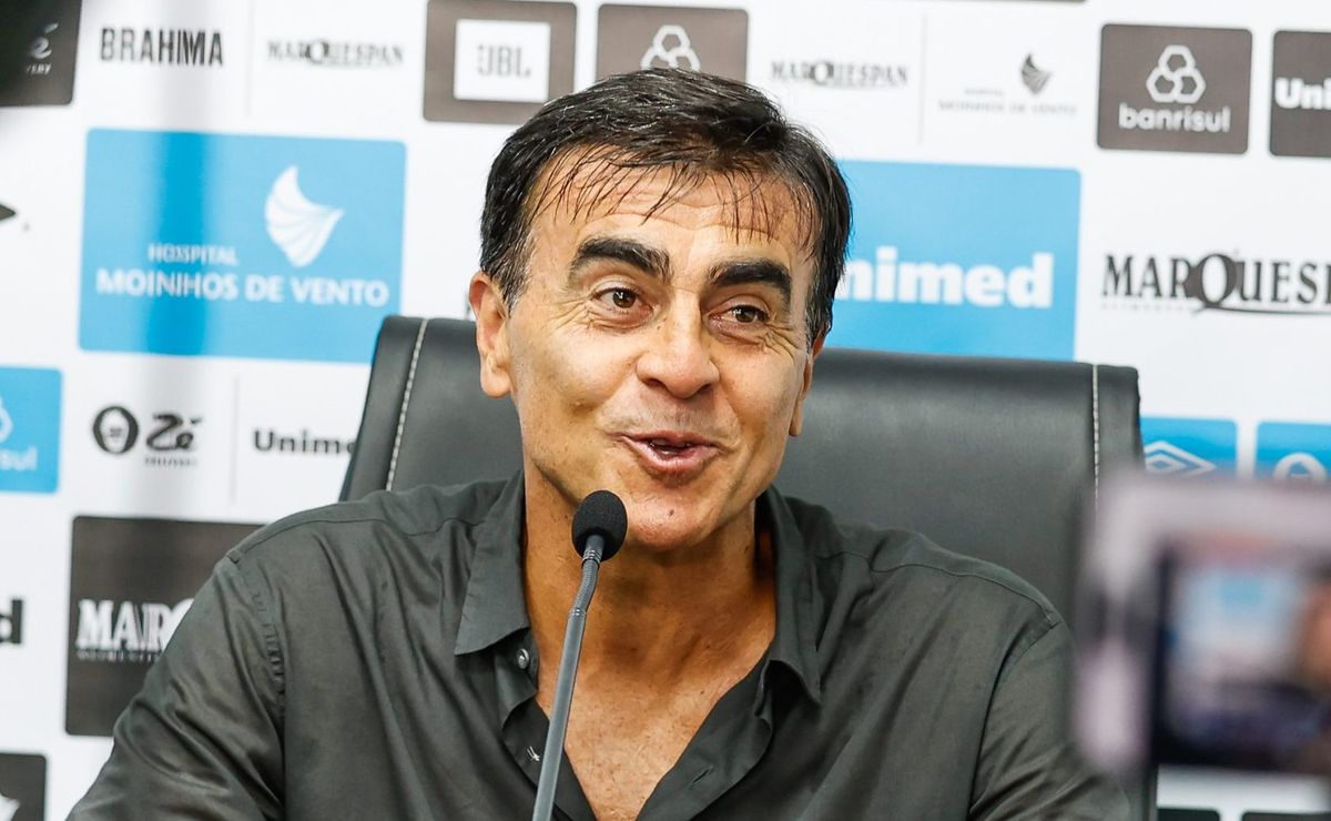 Gustavo Quinteros manda a real sobre o Gre-Nal e revela ‘pista’ a Roger Machado