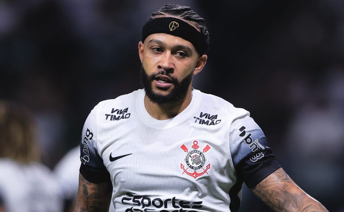 Palmeiras x Corinthians: a infração que Memphis cometeu no gol de Yuri Alberto 'ignorada' pelo VAR