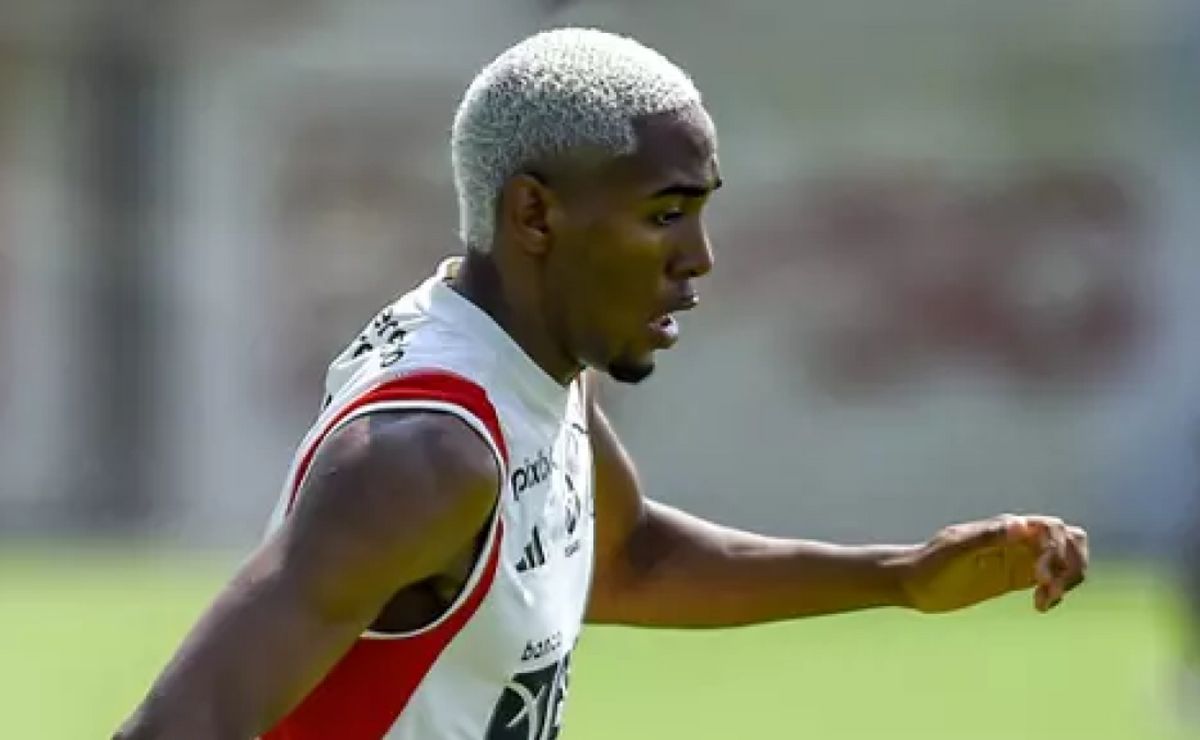 Lorran pode ter reviravolta no Flamengo e venda ao CSKA ganha força novamente por R$ 57 milhões