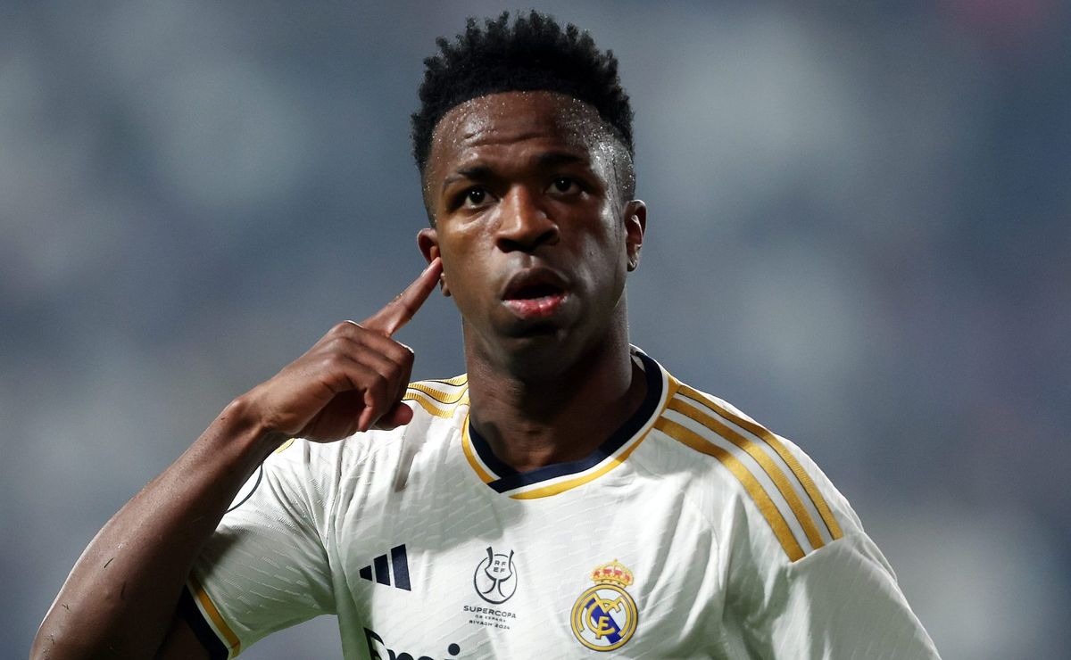 Vini Jr recusa renovação com Real Madrid e ganha força para jogar na Arábia Saudita