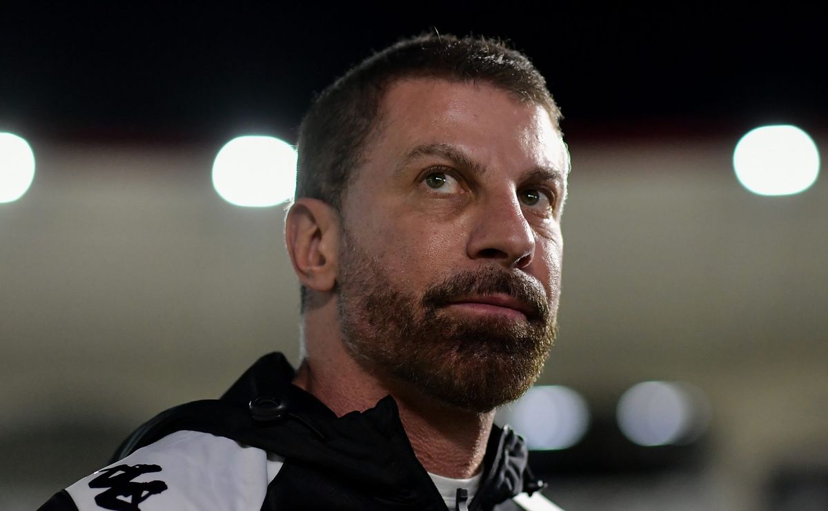 Com apenas R$ 29.045.500, Vasco de Pedrinho tenta fazer “milagre” na janela de transferência