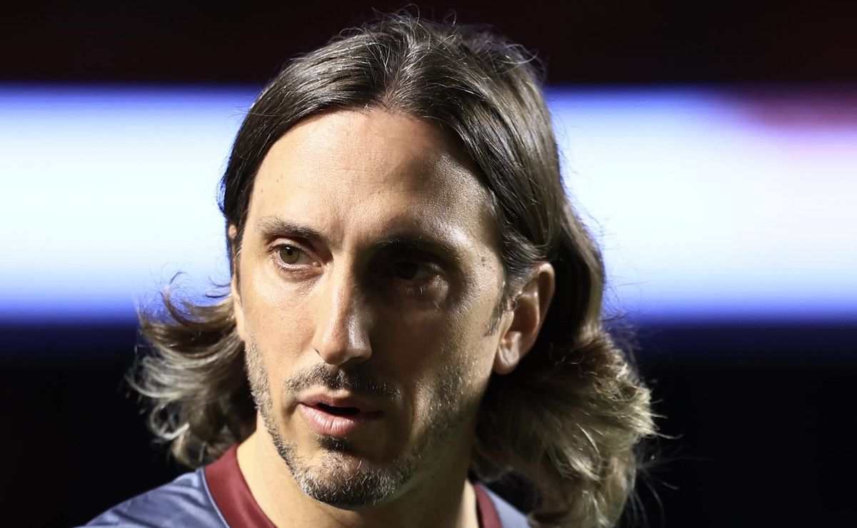 Zubeldía pede atacante de velocidade no São Paulo e Casares descarta pela questão financeira