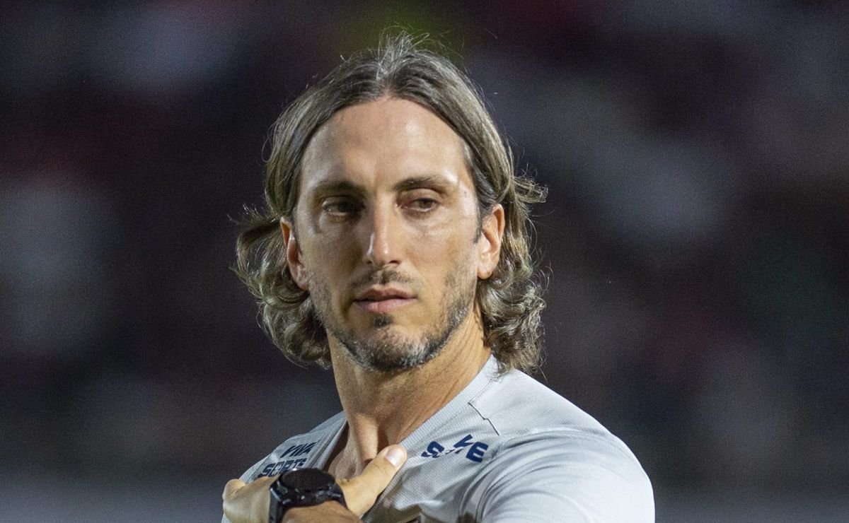 Zubeldía esclarece situação de Santiago Longo no elenco do São Paulo: “Não gosto de jogadores que…”