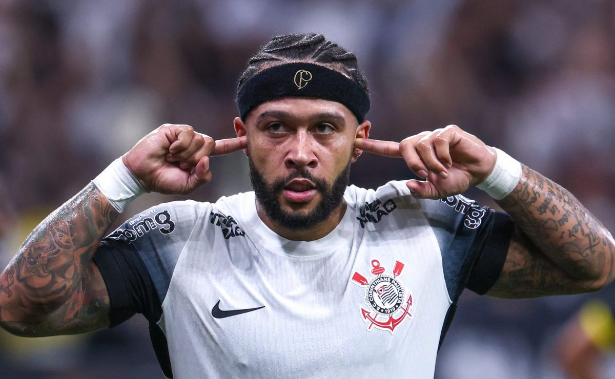 Corinthians x Santos tem conversa revelada por Memphis Depay com Neymar: “Nos falamos sobre isso”