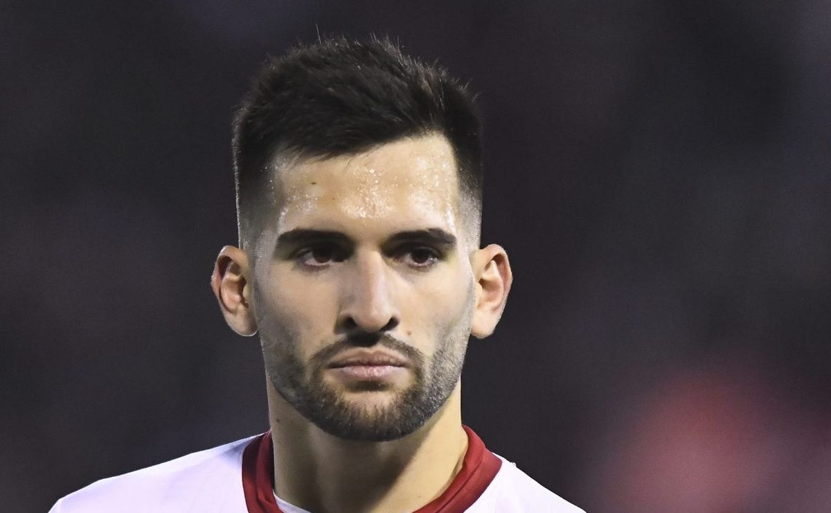 Vasco oferece compensação financeira por empréstimo de Benjamín Garré e recebe resposta dos russos