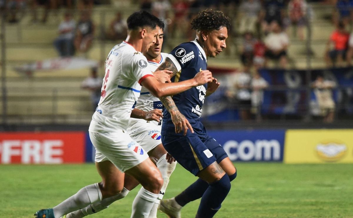 Alianza Lima recebe o Nacional por vaga na Libertadores