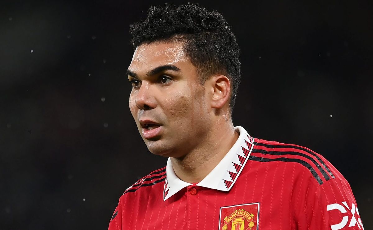 Manchester United aprova e Casemiro será emprestado ao Flamengo até dezembro, diz jornal inglês