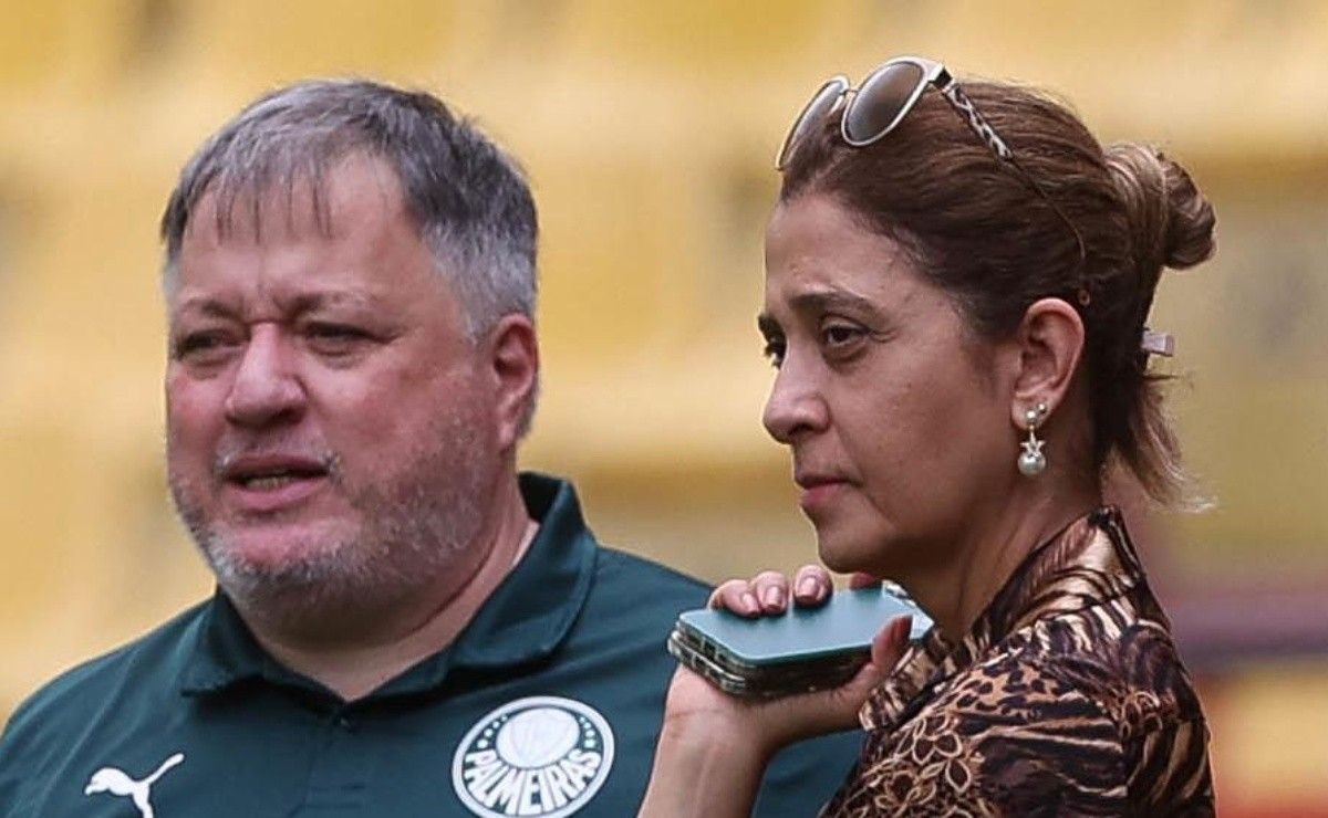 Dificuldade do Palmeiras em fechar contratações vem à tona e expõe Leila e Barros