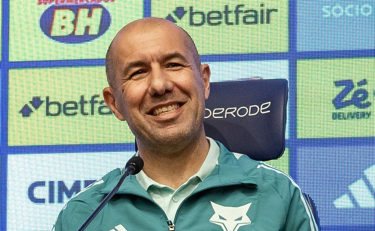 Cruzeiro de Leonardo Jardim faz proposta para contratar João Victor e Vasco toma decisão