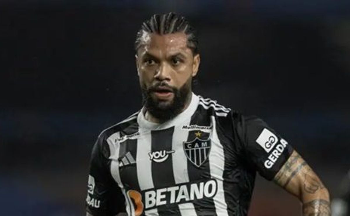 Torcida do Fluminense se revolta após negociação polêmica com volante do Galo: “Sacanagem com o torcedor”