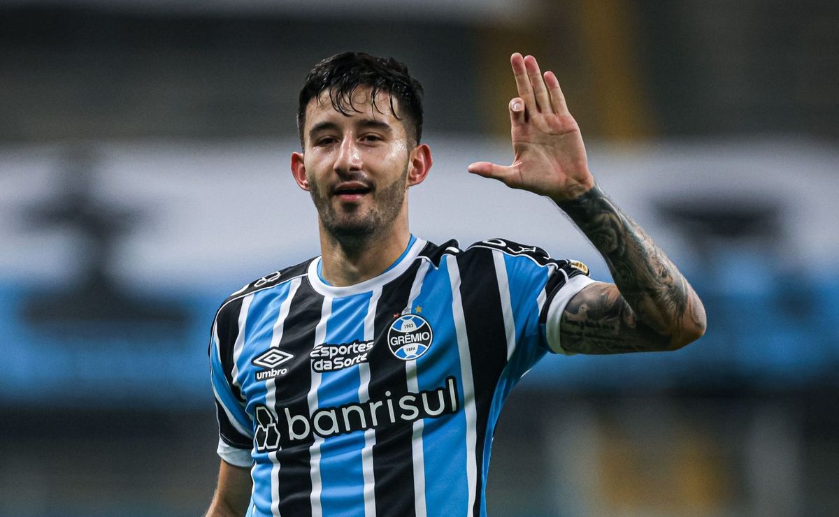 Villasanti contratado no Palmeiras e saindo do Grêmio como especulado não acontecerá