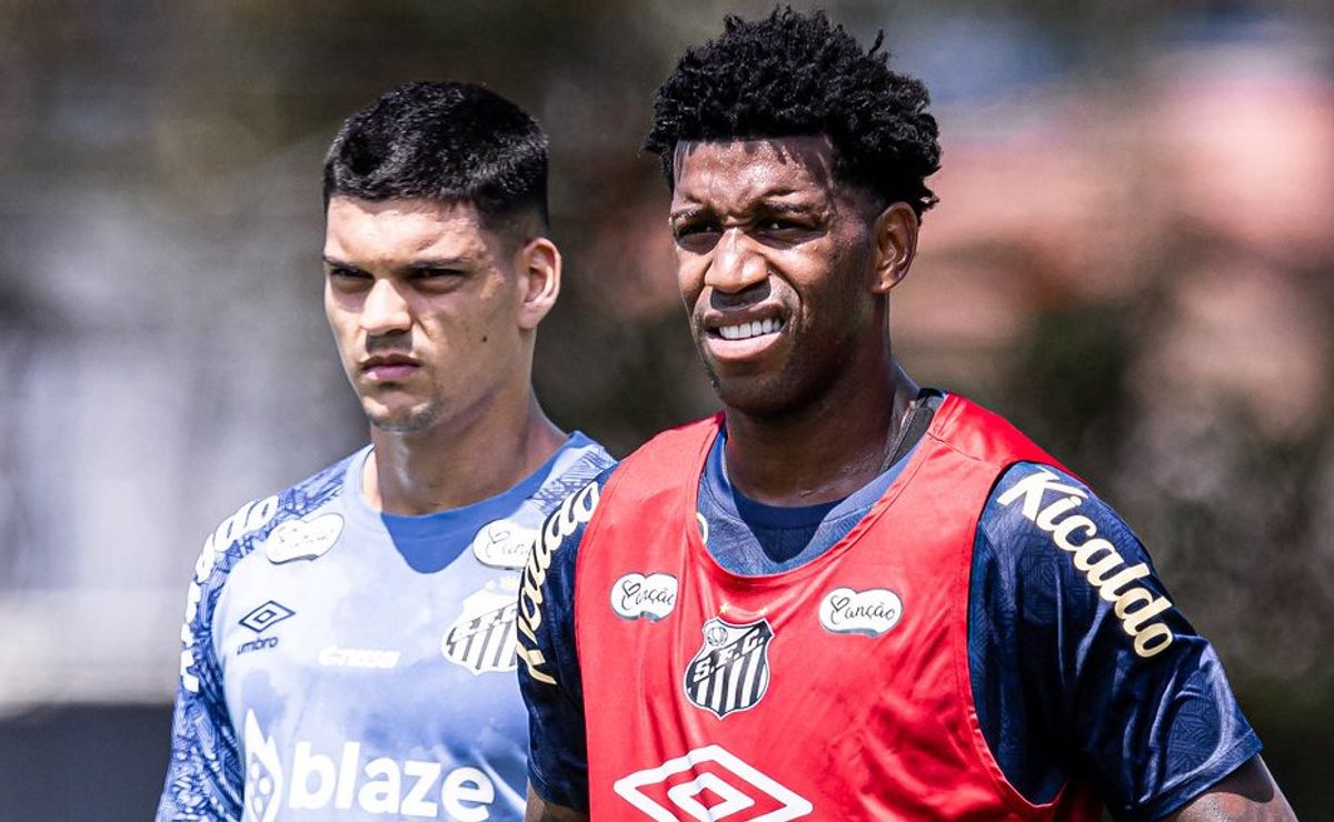 Escalação do Santos: Gil retorna e Caixinha ‘barra’ 3 titulares contra Água Santa