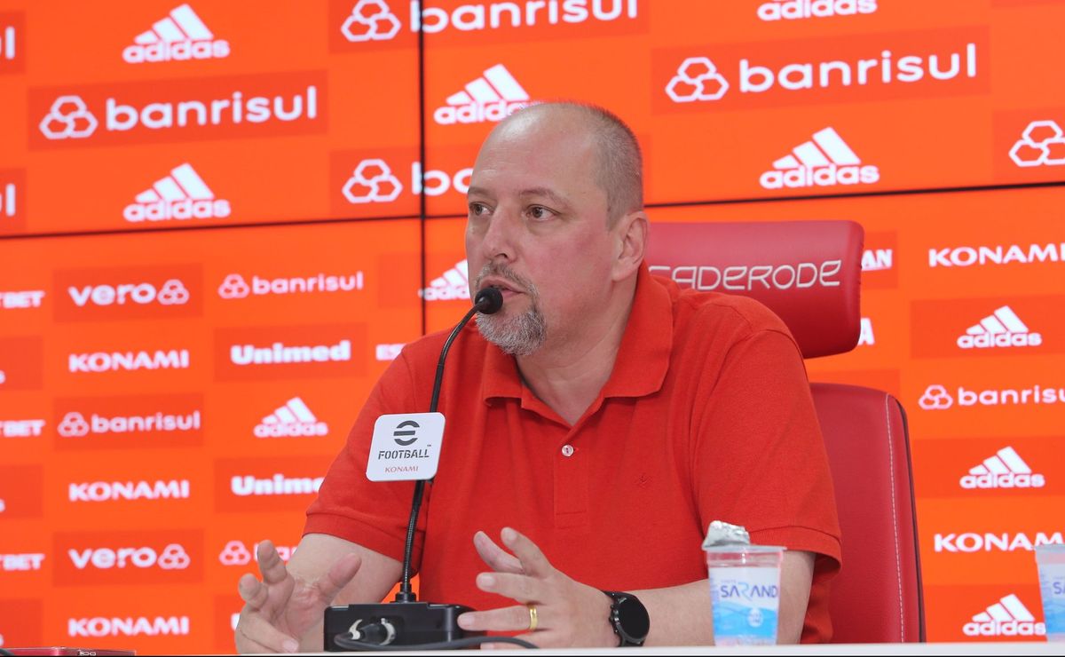 Alessandro Barcellos perde tempo e Internacional não consegue contratar zagueiro para o Gauchão