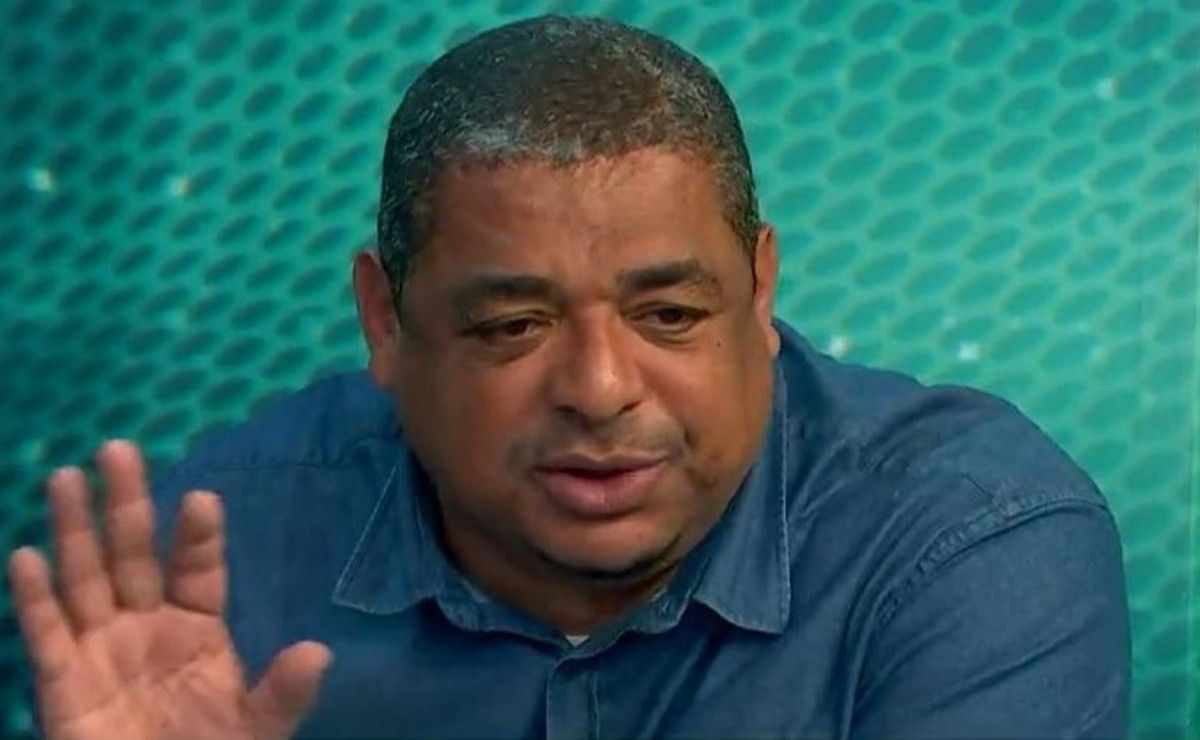 Vampeta faz cobrança pública aos jogadores da Seleção Brasileira: “Essa bola que…”