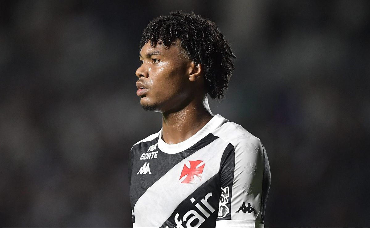 Vasco define situação de GB após negociação com o Fenerbahçe ser cancelada de última hora