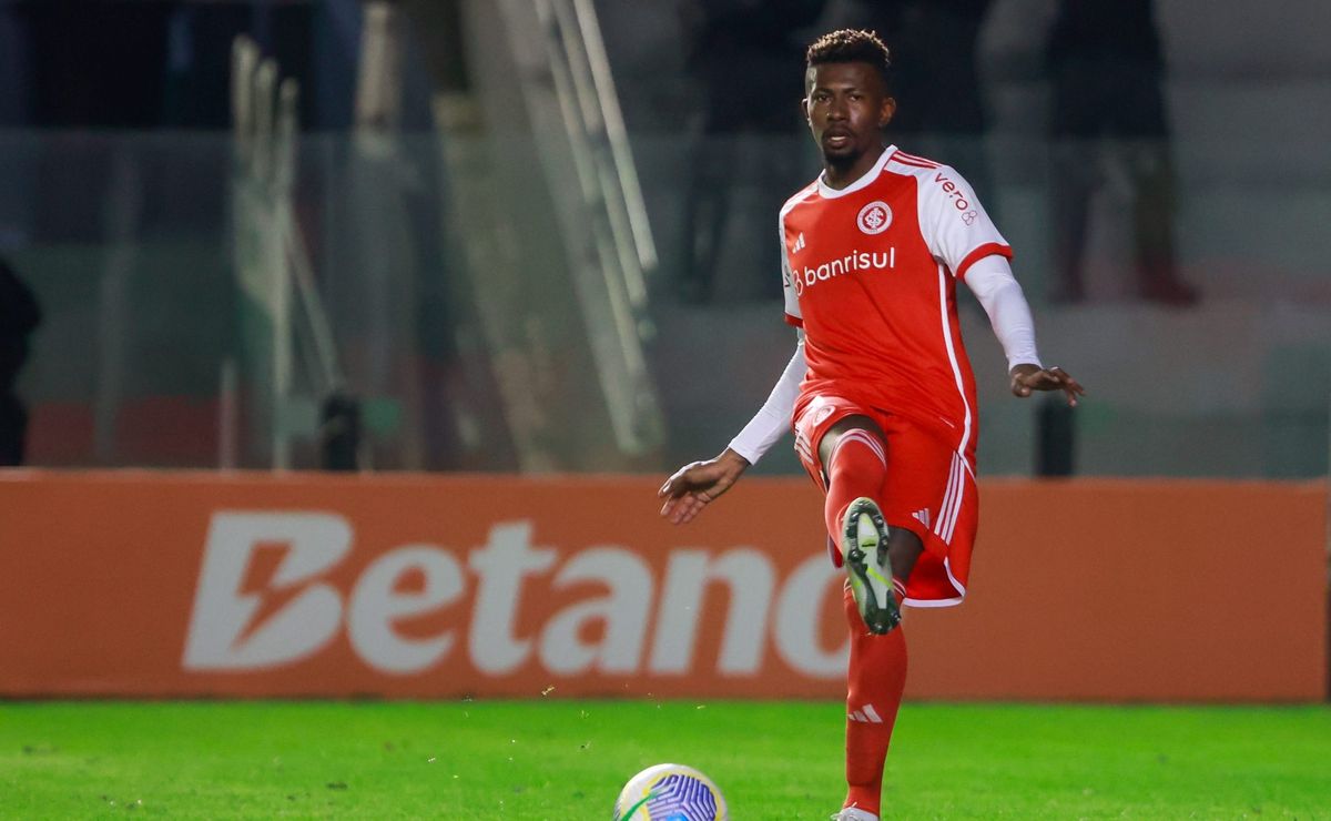 Vitão do Internacional, não deve ser relacionado para partida contra o Monsoon no Campeonato Gaúcho