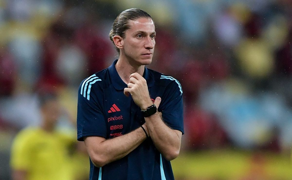 Filipe Luís promove até 6 mudanças no Flamengo contra o Vasco