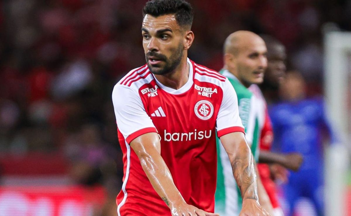 Saída de Thiago Maia do Internacional ganha declaração sincera de Bruno Henrique: “Buscando espaço”