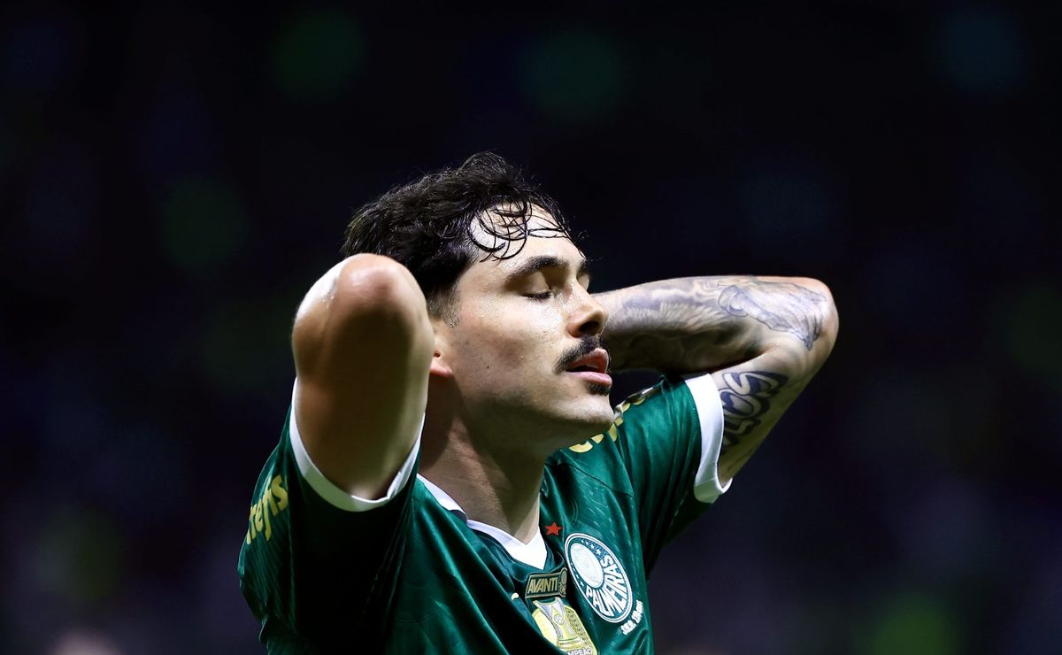 Maurício sai lesionado com dois minutos de jogo e preocupa para a sequência do Paulistão