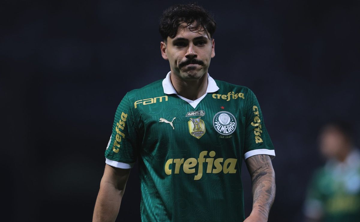 Maurício sofre luxação no ombro e Palmeiras pode ficar sem seu destaque por até 6 meses