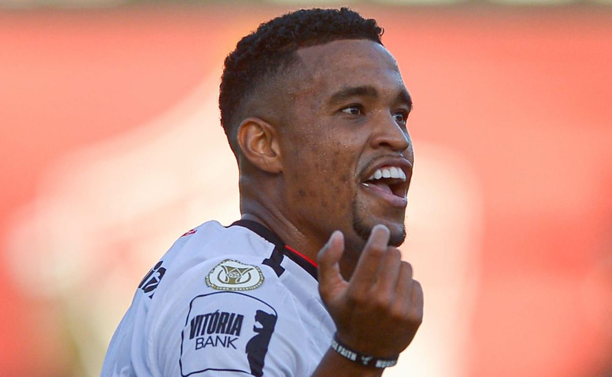 Antigo alvo do Grêmio, Alerrandro assina contrato para jogar pelo CSKA, da Rússia