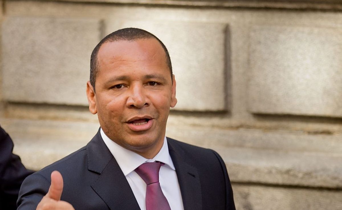 Neymar pai prepara oferta para comprar tricampeão da Libertadores e planeja novo estádio, crava jornalista