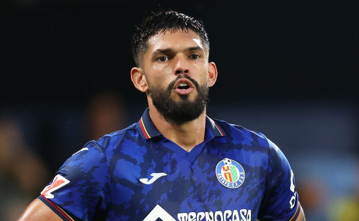 Grêmio busca zagueiro na Europa e faz contato por Omar Alderete, do Getafe-ESP