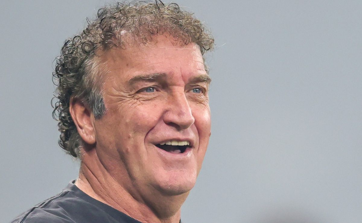 Cuca aprova contratação feita pelo Atlético-MG e se rende ao talento de Caio Paulista: “Polivalente”