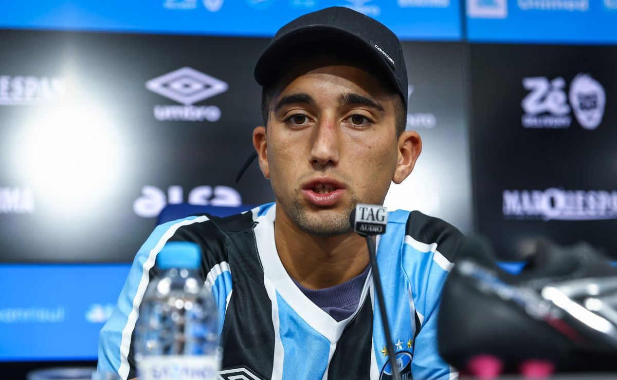 Cristian Olivera gera influência e torcida do Grêmio se empolga com elenco: “Somente Flamengo tem mais”