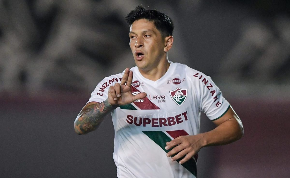 Germán Cano está perto de marcar seu centésimo gol com a camisa do Fluminense