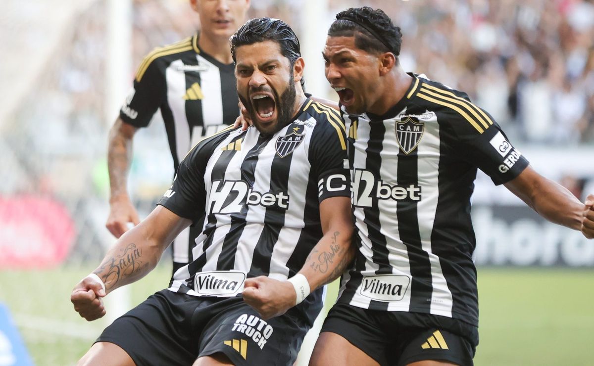 Rony marca e torcida do Atlético-MG provoca Palmeiras: “Dispensaram esse craque!”