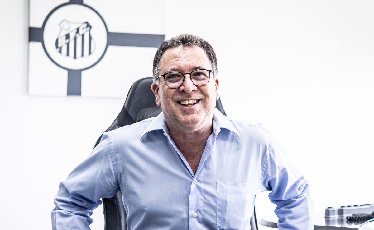 Marcelo Teixeira acerta contrato até 2028 e prepara anúncio da contratação de Thiago Maia no Santos