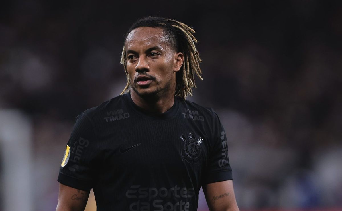 Carillo lamenta tropeço do Corinthians na Libertadores: “Temos que fazer melhor em casa”