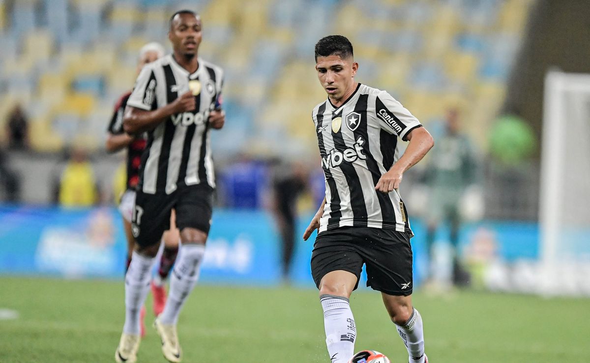 Racing vence Botafogo por 2 a 0 e encaminha título da Recopa Sul-Americana