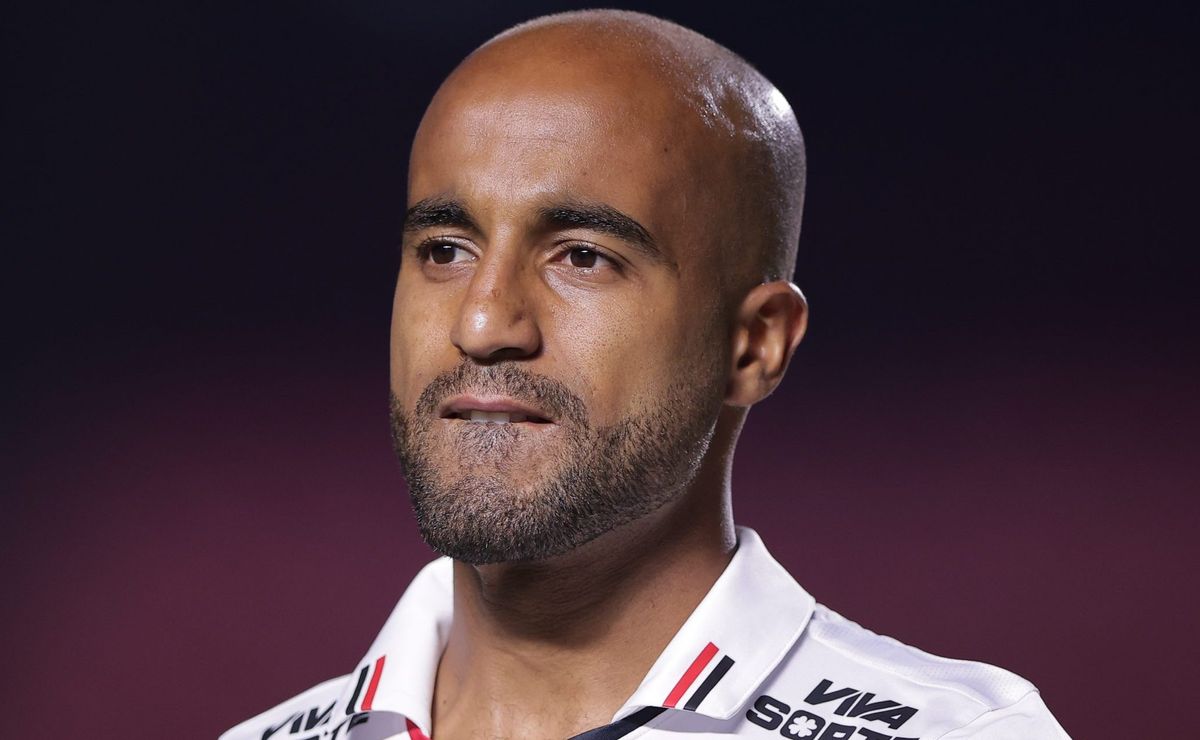 Lucas Moura rebate críticas de torcedores do São Paulo sobre desempenho abaixo
