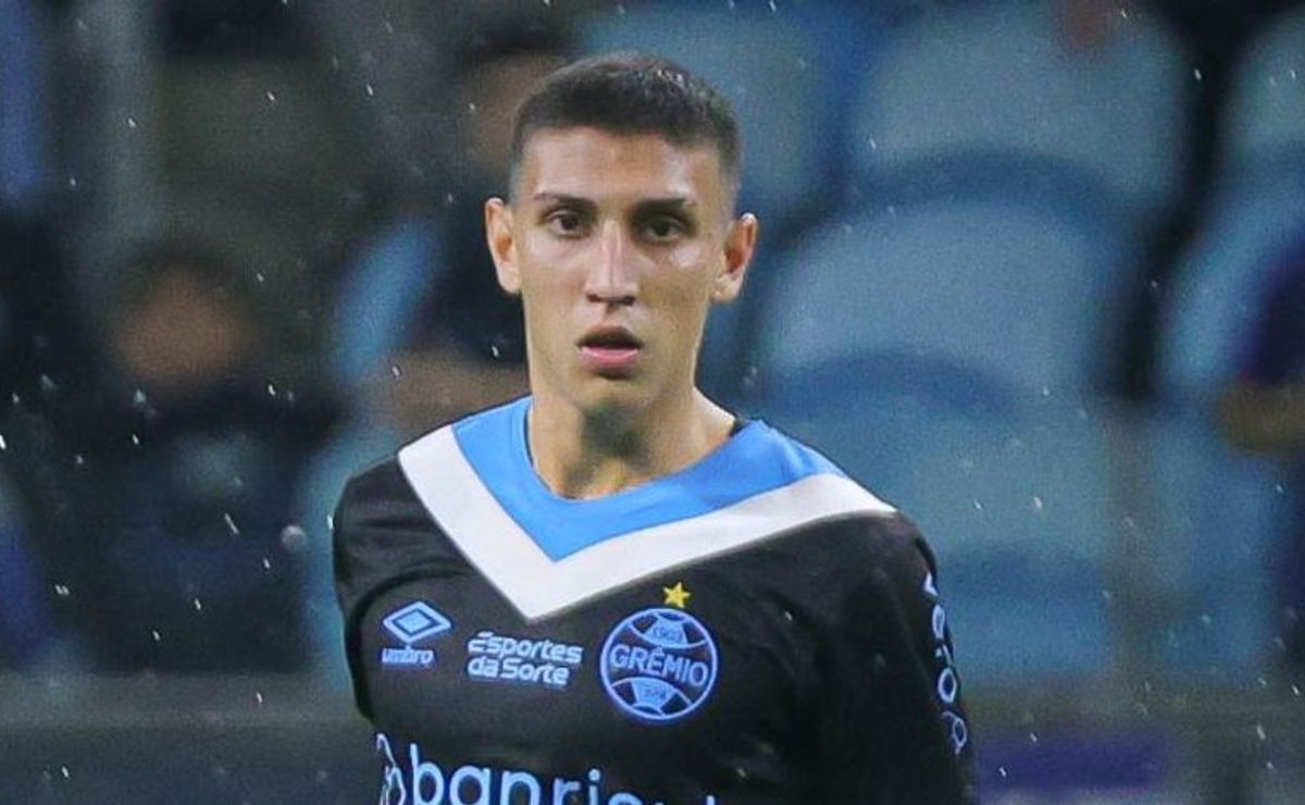 Situação de Monsalve sofre reviravolta no Grêmio após nova decisão de Gustavo Quinteros sobre titularidade