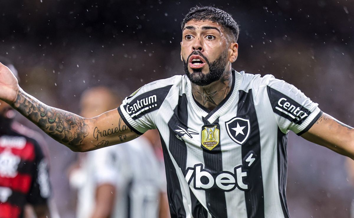 Racing vence o Botafogo na Argentina e leva vantagem para decisão da Recopa