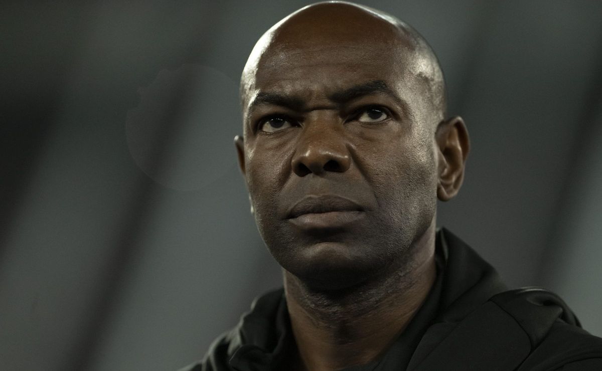 Caçapa discorda de pênalti e destaca que Botafogo estava abaixo em campo: “Sabíamos que seria difícil”