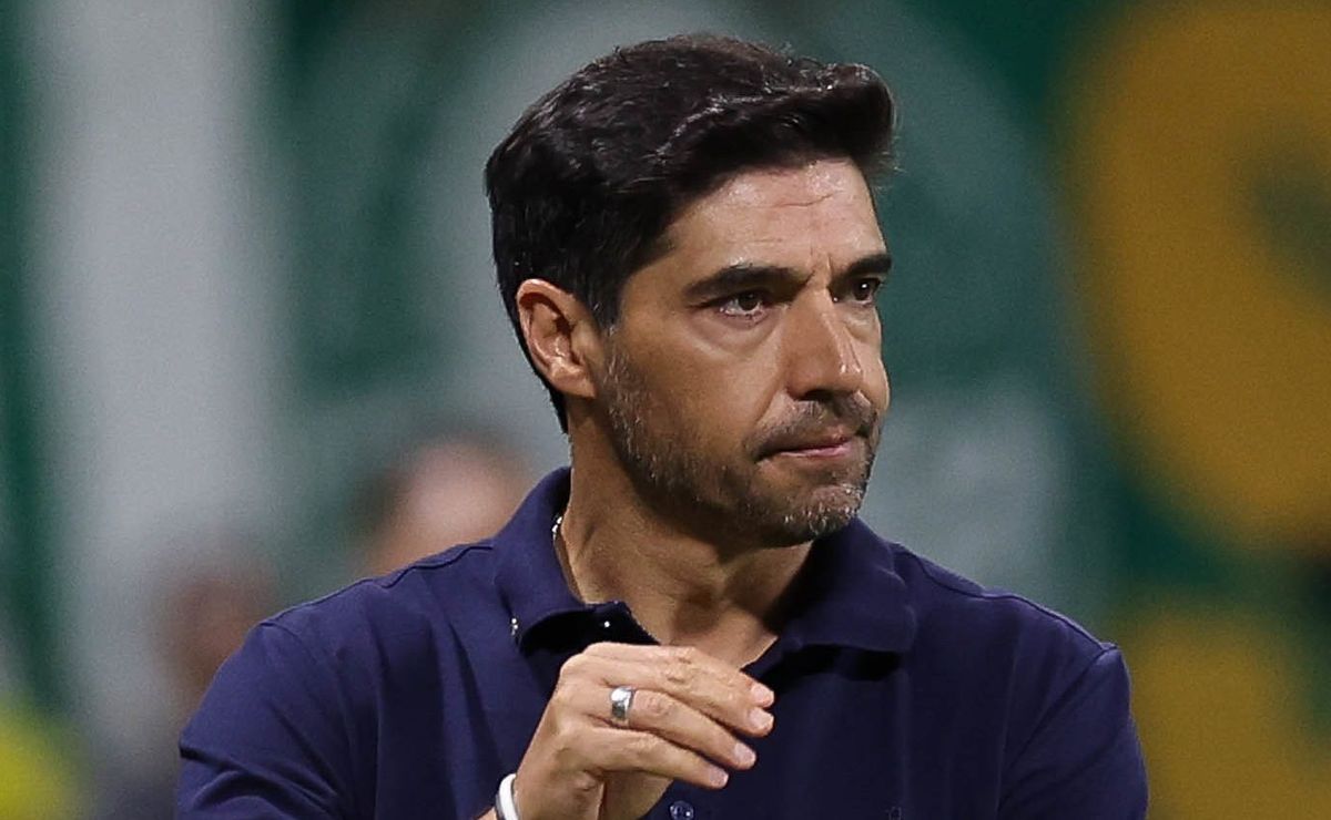 Abel Ferreira vê Flaco Lopez se tornar alvo de crítica no Palmeiras mesmo após vitória no Estadual