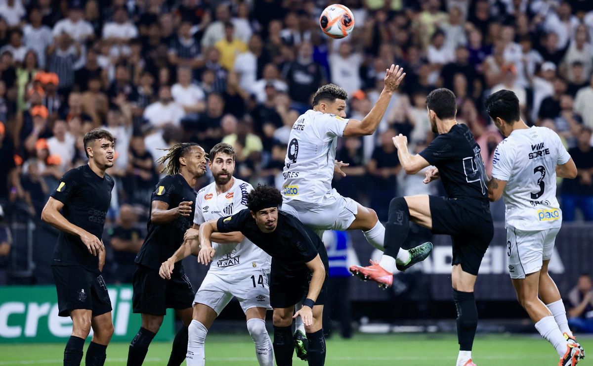 Corinthians sofre com bolas aéreas em 2025: 33,3% dos gols vieram pelo alto