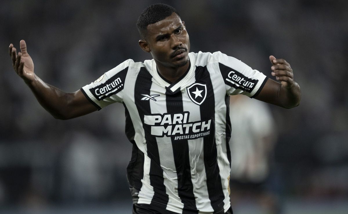 Decisão da Conmebol pode fazer Cuiabano desfalcar o Botafogo na Libertadores e preocupa Textor