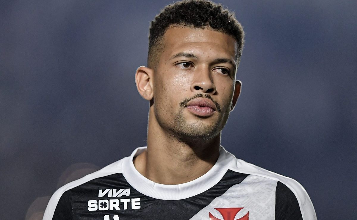 Pedrinho desconhece interesse no Vasco e Atlético-MG não deve fechar com João Victor