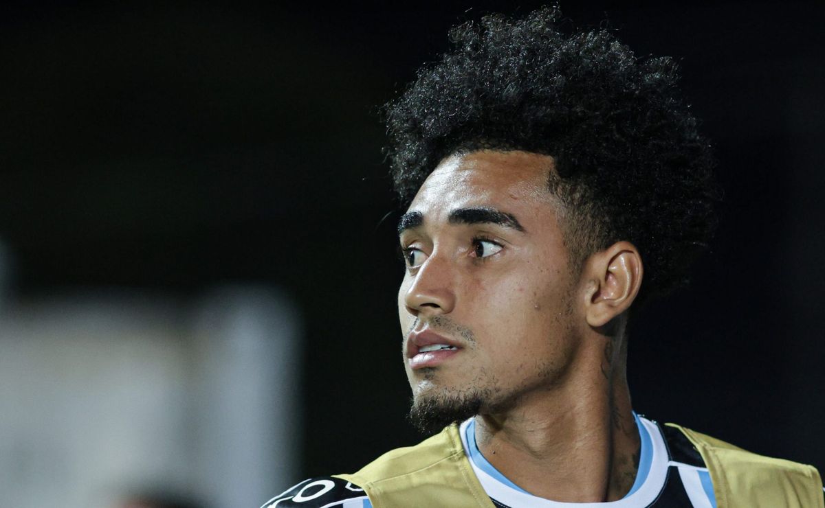 Ex-Grêmio, Du Queiroz acerta com clube da Série A para 2025