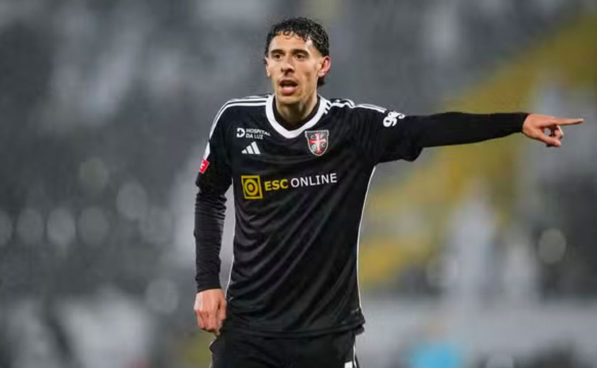 Nuno Moreiro chega ao Rio de Janeiro para se apresentar ao Vasco