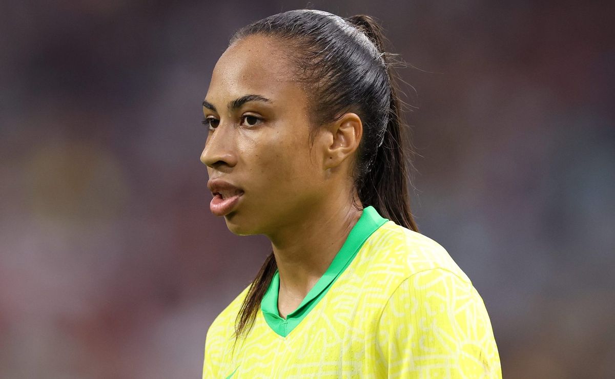 Corinthians Feminino anuncia zagueira Thaís Ferreira, medalha de prata com a Seleção Brasileira