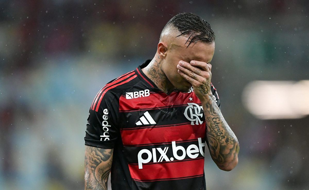 Everton Cebolinha preocupa Filipe Luís após sentir lesão em Flamengo x Maricá