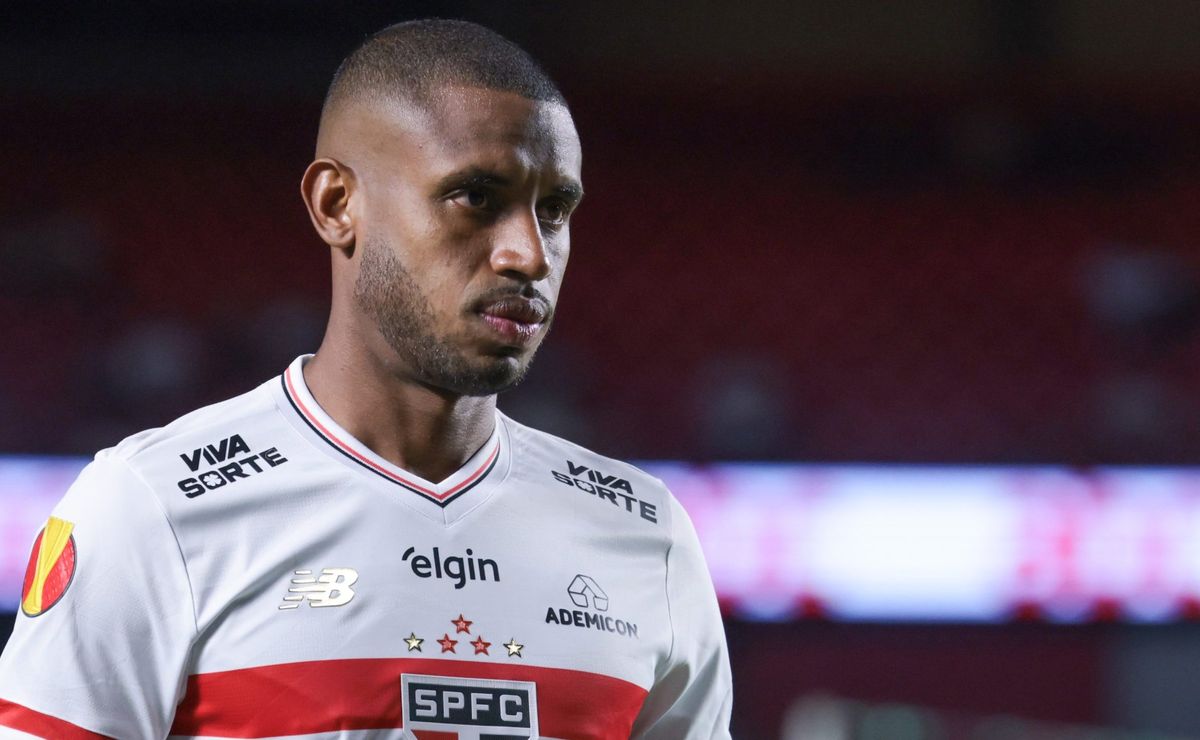 André Silva exalta parceria com Oscar e Lucas e avalia trabalho de Zubeldía no São Paulo