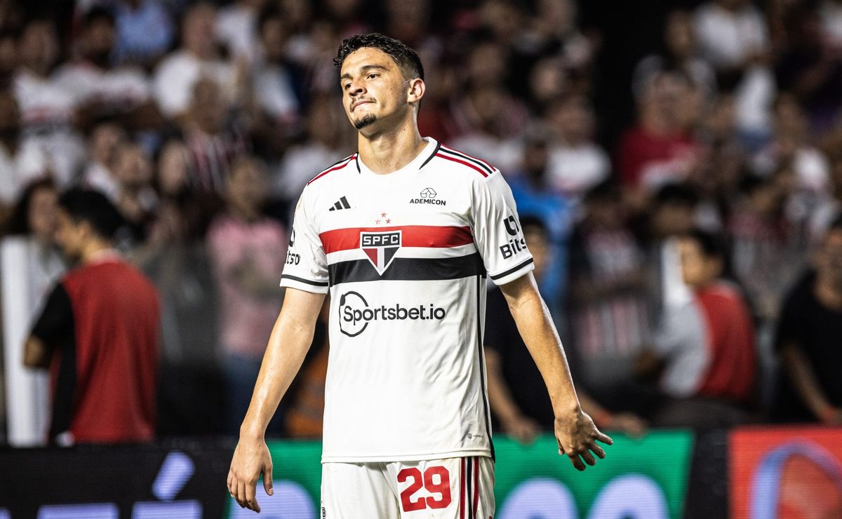Possível lesão de Pablo Maia preocupa São Paulo após vitória diante do São Bernardo